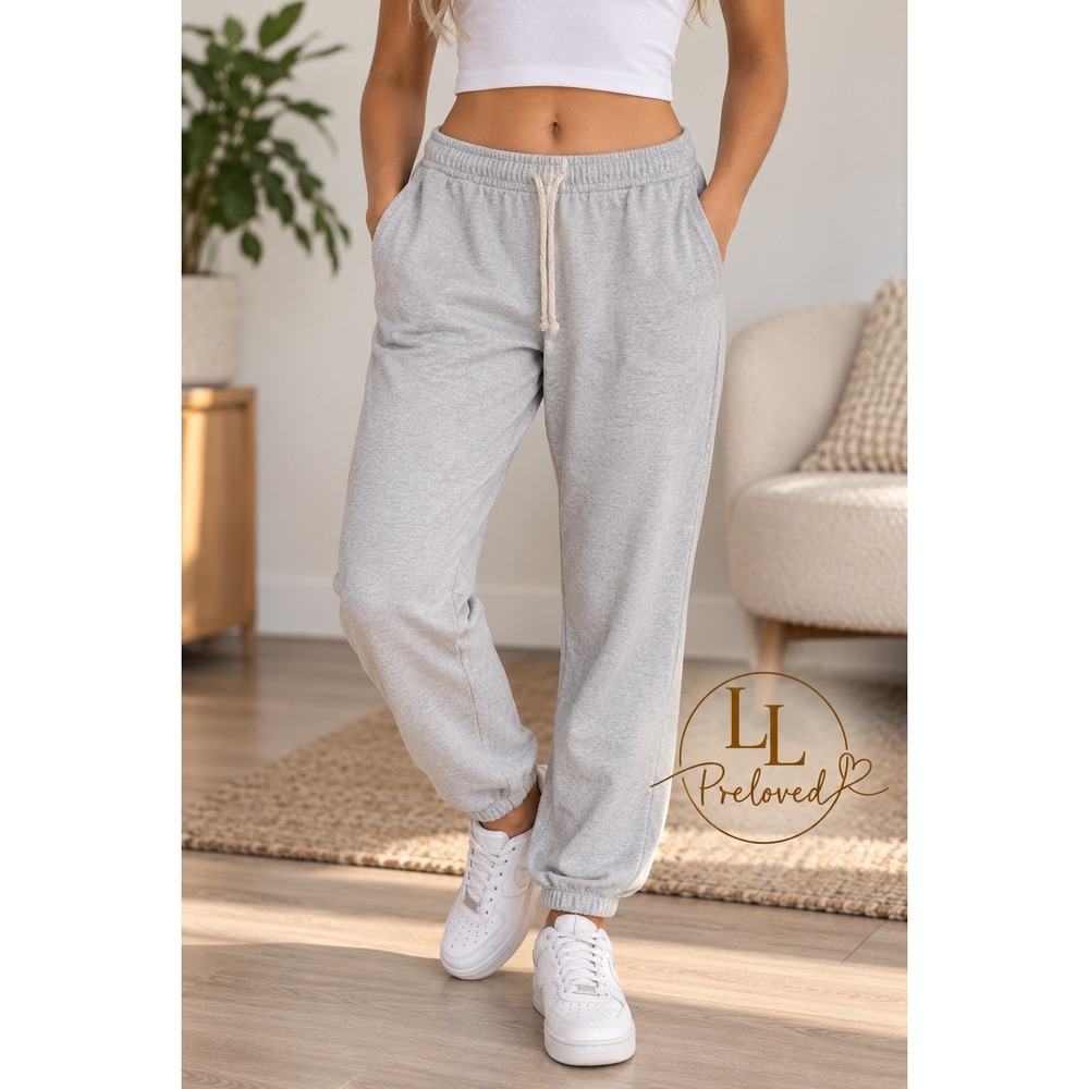 Vuori Performance Joggers Womens Small Heather Grey VW303-L Athletic Loungewear